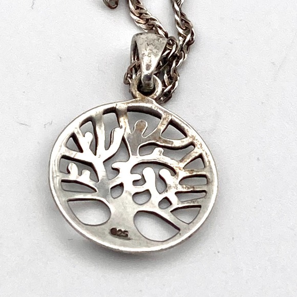 Sterling Silver tree pendant on sterling silver 20” chain - Picture 2 of 10